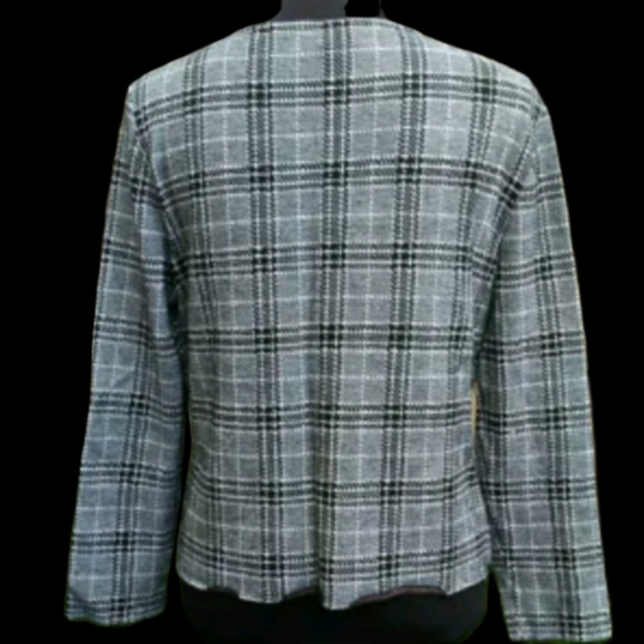 St. John Sport Plaid Sweater Top | Ladybug Detail | Zip Neck | Size L - Picture 5 of 6